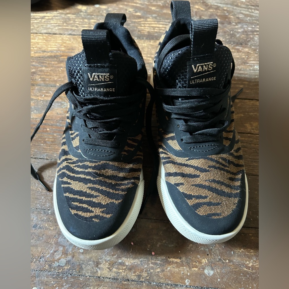 vans